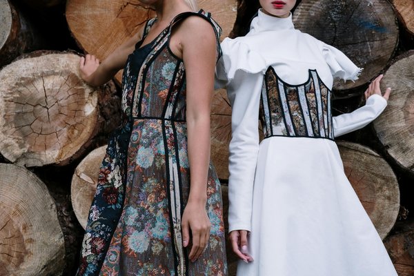 Scopri le Tendenze Moda Donna che Raccontano